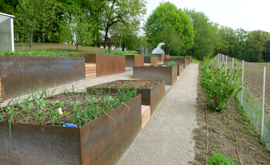 elch / projekte / gemüsegarten haus n